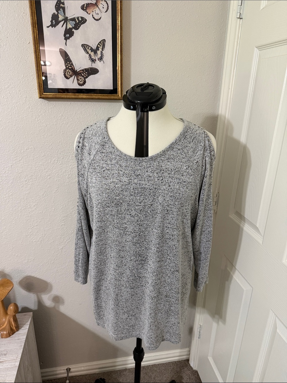 Lightweight Heather Gray Scoop Neck cold shoulder Women's Top